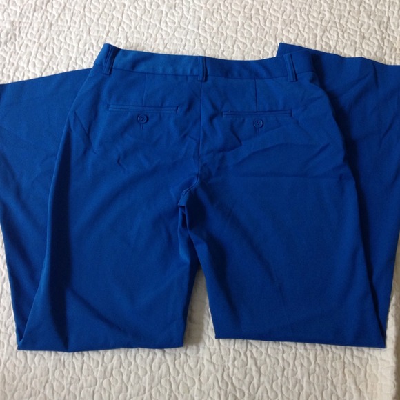 🎉SOLD🎉Express Editor Pants Blue 💙 6 Short - Picture 3 of 3