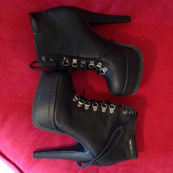 🎀Jeffery Campbell Inspired Trade @skyannm