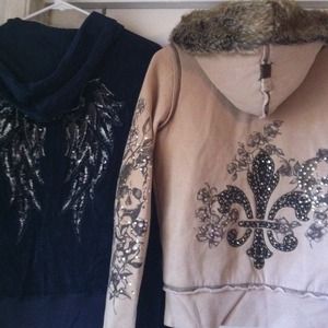 💐2💐Miss Me Sweater's size Med 🌺🌺🌺Gorgeous🌺🌺