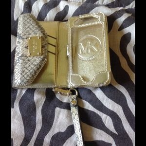 MICHAEL KORS IPHONE WRISLET