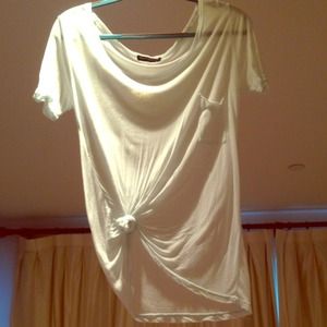 ❌SOLD❌Light blue Brandy Melville tee