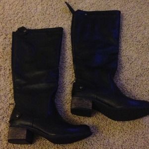 Black Boots