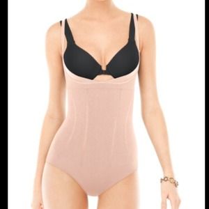 Spanx Slimmer and shine open bust body suit