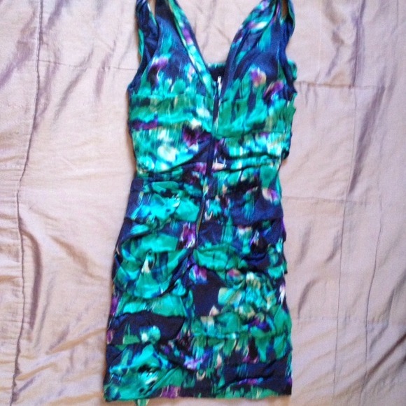 Express Ruched Dress - Picture 2 of 3