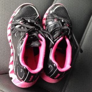 Pink and black girls zigs