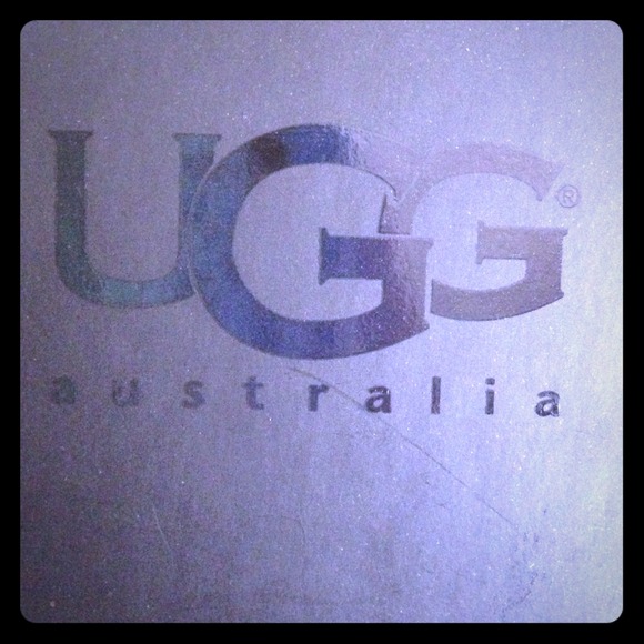 UGG Wallet.