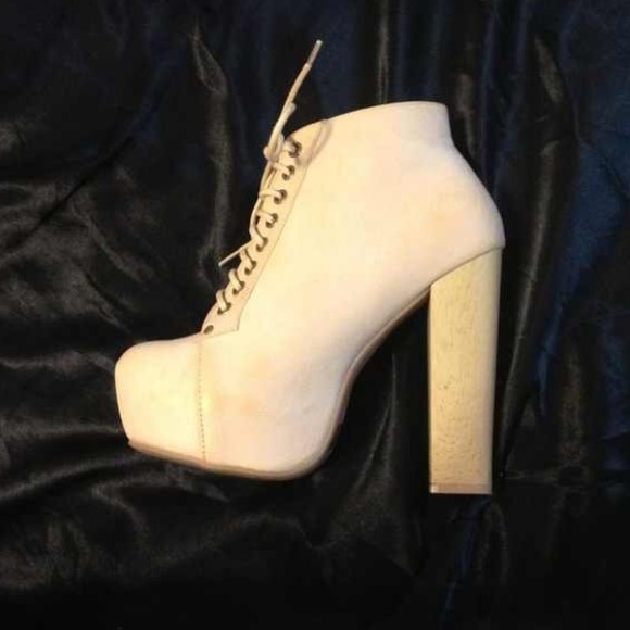 ❌🍓SOLD❌🍓🍁Platform pumps! Perfect for fall!🍁 - Picture 2 of 4