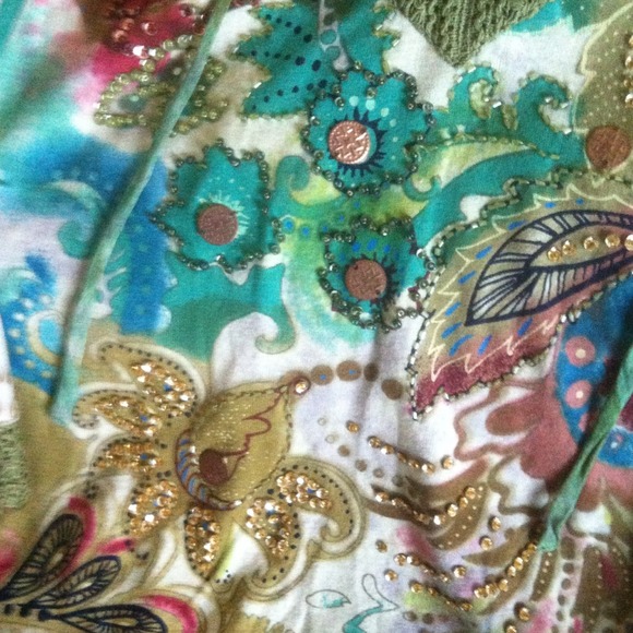 OPULENT HOODIE - Picture 3 of 3