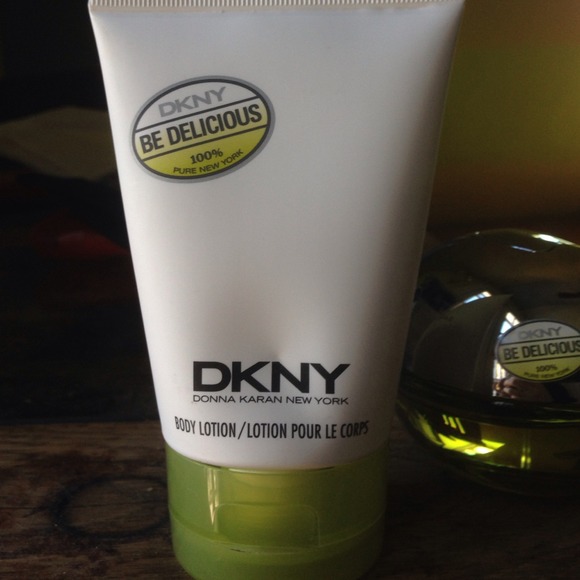 🚫SOLD IN BUNDLE🚫 DKNY Be Delicious DUO! - Picture 2 of 4
