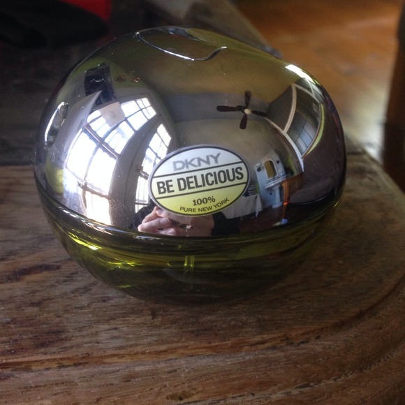 🚫SOLD IN BUNDLE🚫 DKNY Be Delicious DUO! - Picture 3 of 4