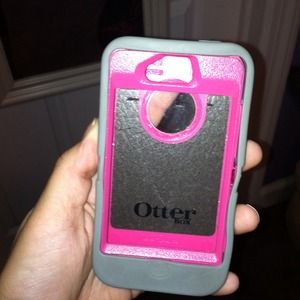 iPhone 4/4s otter box case