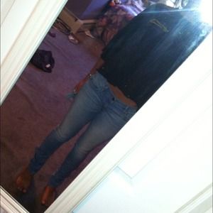 blue jean hollister pants