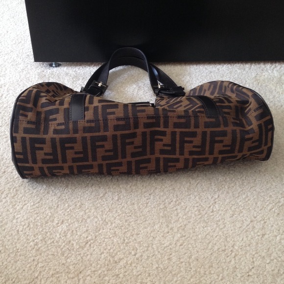 Authentic Fendi - Picture 2 of 4