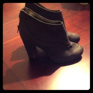 Dark grey suede boots/heels