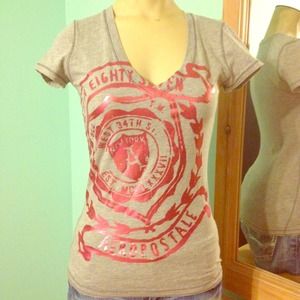 Gray with pink design Aero shirt