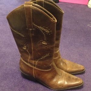 Leather cowboy boots