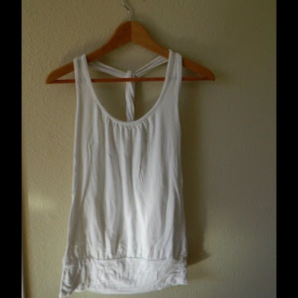 Forever 21 Stretchy White Twist-Back Tank Top