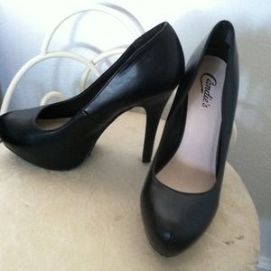 All black pumps!