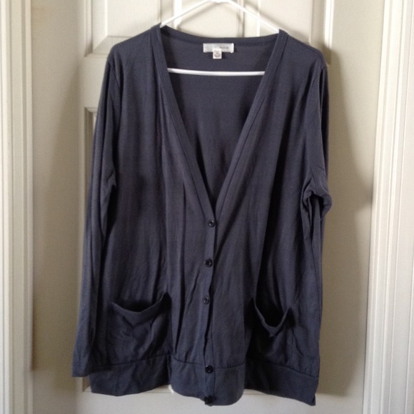 ❌SOLD❌ F21+ grey cardigan