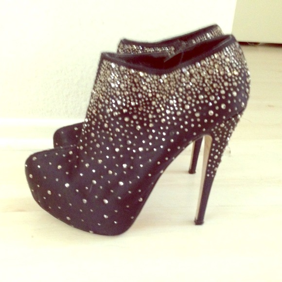 ALDO Shoes - Aldo sparkly ankle boots. Perfect for a night out