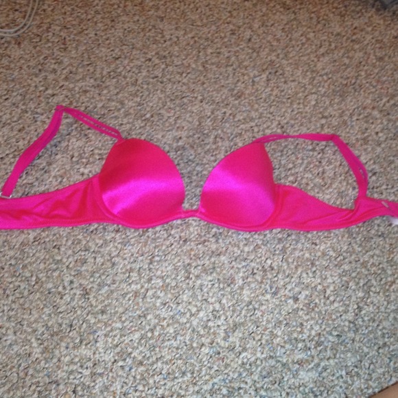 32A Victoria's Secret PINK push-up plunge bra