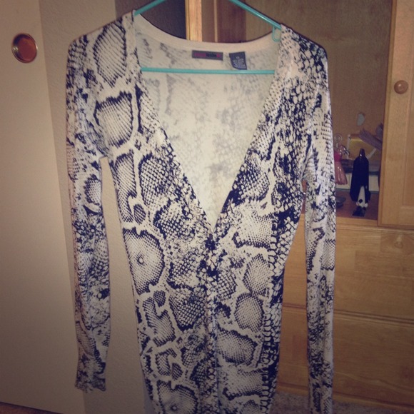 Long snake print sweater