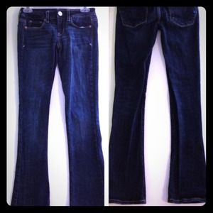 AMERICAN EAGLE SKINNY KICK JEANS