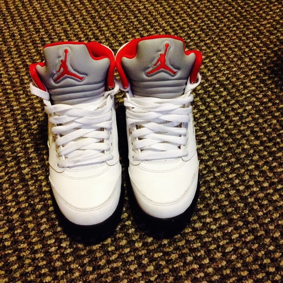 Fire Red 5s - Picture 3 of 3
