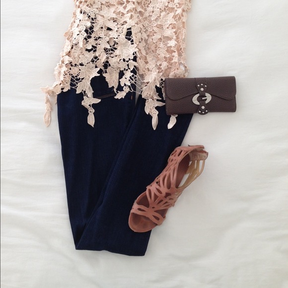 J brand dark blue skinny jeans ( pencil leg)style