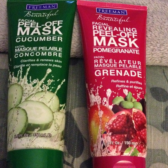 ❤️❤️❤️TRADED❤️❤️Set of peel off masks. Brand new.
