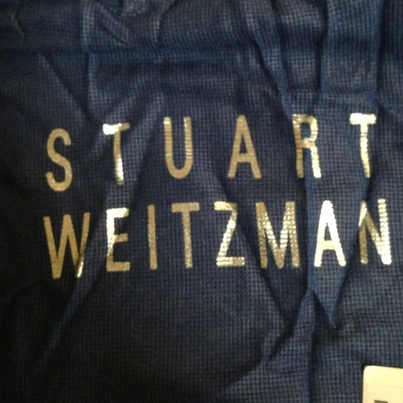 Brand spankin new-Stuart Weitzman purse with studs - Picture 4 of 4