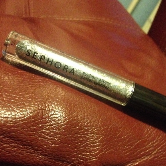 Sold Brand new glitter eyeliner