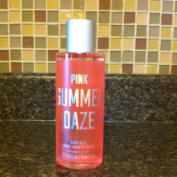 VS Summer Daze Body Spary