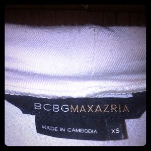 Adorable XSMALL BCBG tank top. It's too small 4 me
