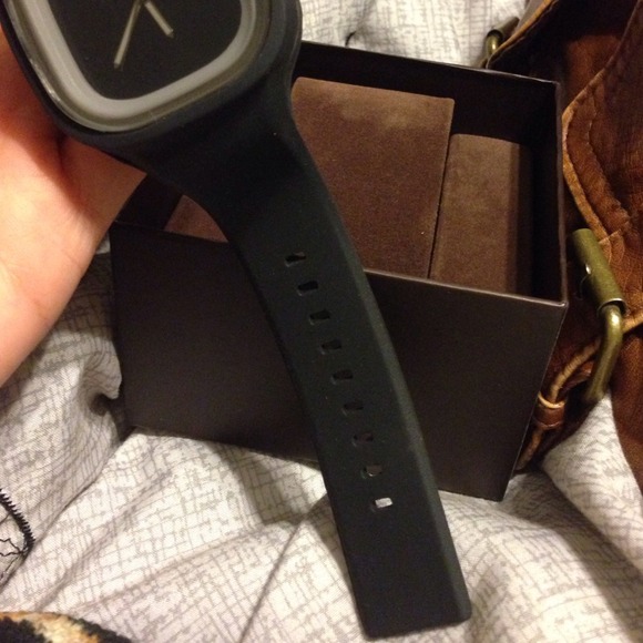 ⛔️ SOLD - Picture 4 of 4