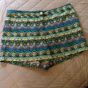 NWOT abstract shorts