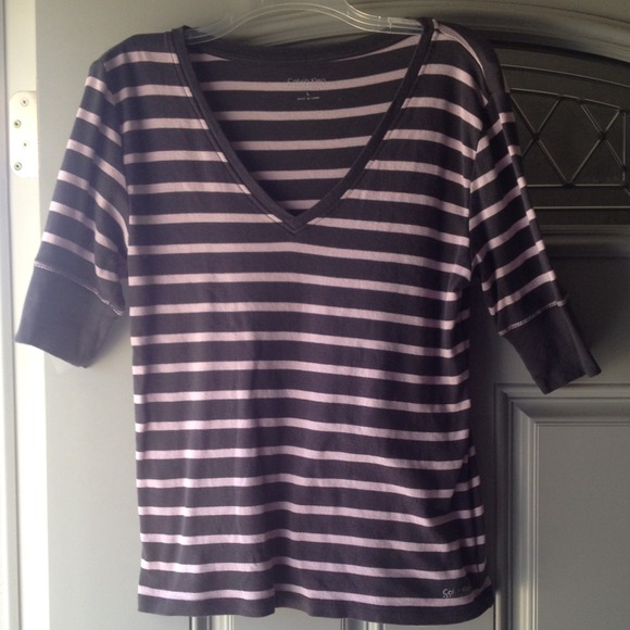 *SOLD* Price cut Calvin Klein 3/4 pink/grey top