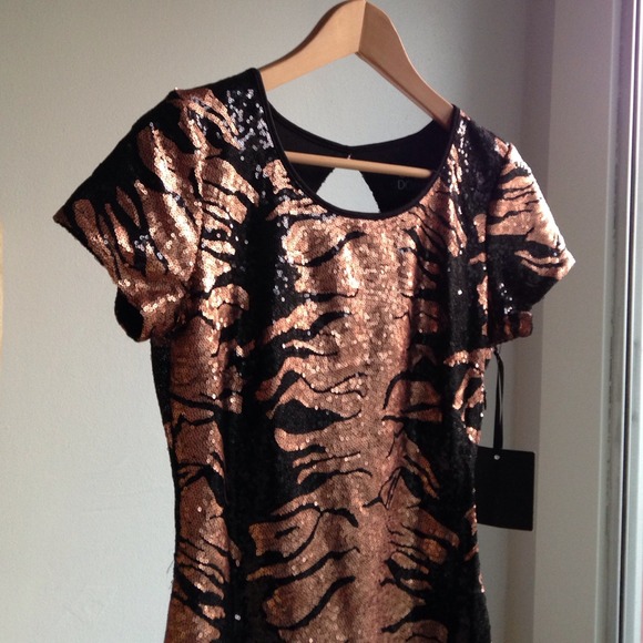 Dresses & Skirts - 🎉HP - Copper Sequin Dress