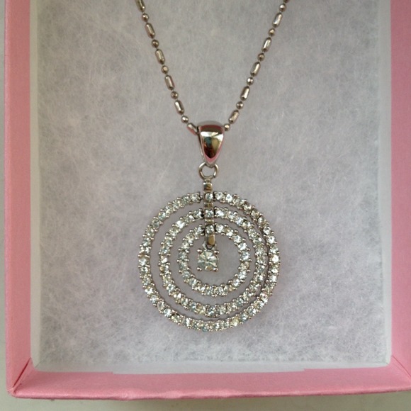 😍10K gold plated beautiful necklace 😍