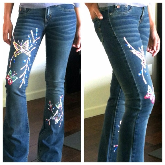 ✨Host Pick✨Butterfly Embroidered Boot Cut Jeans