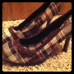 Cute Plaid Heels