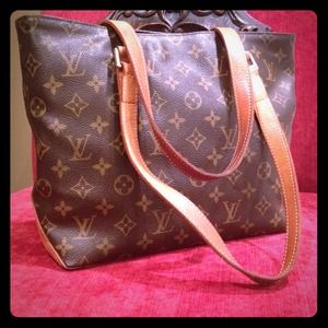 Reserved 🎉Authentic Cabas Piano