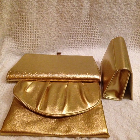 💥💥REDUCED💥 was 40 Bundle of gold clutches!!!! - Picture 2 of 4
