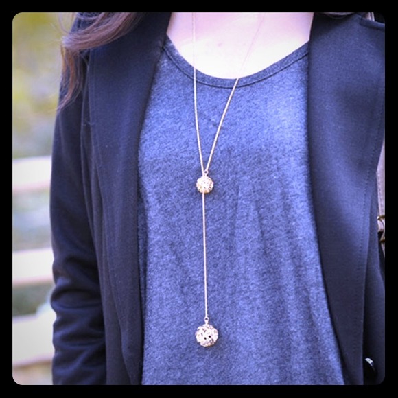 Beautiful gold ball necklace adjustable