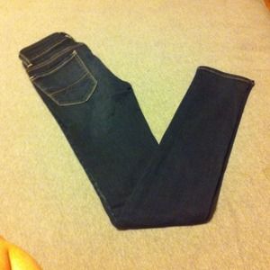 ON HOLD** American Eagle jeans!