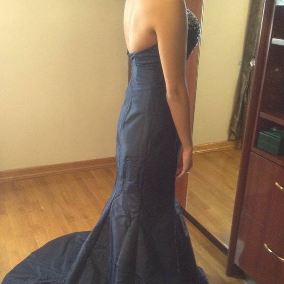 🚨SALE🚨  Blue prom gown - Picture 2 of 4