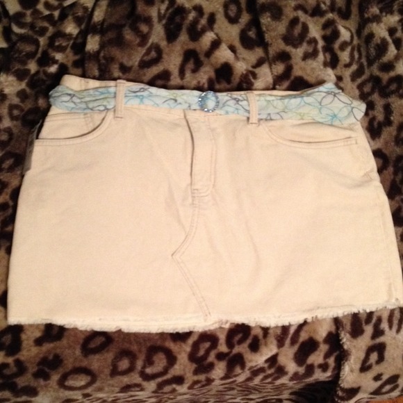 NWT Old Navy Corduroy Mini Skirt w/Belt