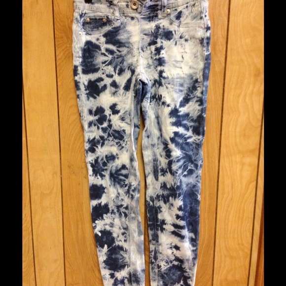 Traded. - Picture 2 of 4