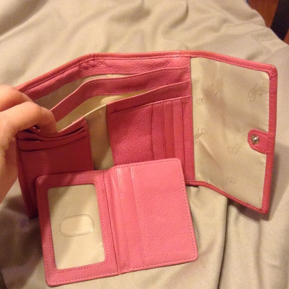 Pink FOSSIL wallet - Picture 3 of 4