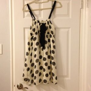 black and white polka dots